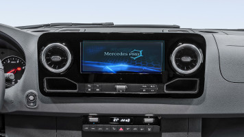 Ochronne szkło Pixsel na monitor MERCEDES BENZ SPRINTER - 10.2“ 2018 -