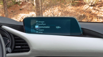 Ochronne szkło Pixsel na monitor MAZDA 3 - 13“ 2019 - 2023