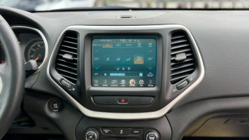 Ochronne szkło Pixsel na monitor JEEP CHEROKEE KL - 8.2“ 2013 - 2023