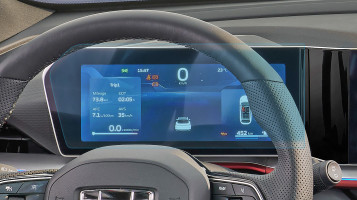Ochronne szkło Pixsel na deskę rozdzielczą GEELY COOLRAY - 12.9“ 2023 -