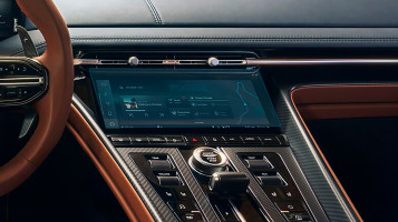 Ochronne szkło Pixsel na monitor ASTON MARTIN DB12 - 11.2“ 2024 -