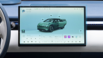 Ochronne szkło Pixsel na monitor ZEEKR X - 15.4“ 2023 -