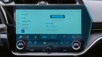 Ochronne szkło Pixsel na monitor LEXUS RZ - 16.3“ 2023 -
