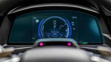Ochronne szkło Pixsel na deskę rozdzielczą LEXUS RZ - 12.9“ 2023 -