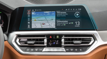 Ochronne szkło Pixsel na monitor BMW 4 / M4 - 14.2“ 2020 - 2023 (G22, G23, G26, G82, G83)
