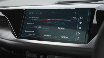Ochronne szkło Pixsel na monitor AUDI E-TRON GT - 11“ 2021 - 2024