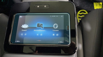 Ochronne szkło Pixsel na tablet tylny MERCEDES BENZ GLS-CLASS - 8.2“ 2019 - 2023