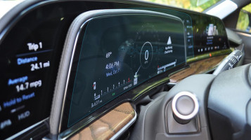 Ochronne szkło Pixsel na deskę rozdzielczą CADILLAC ESCALADE - 18.1“ 2020 - 2024
