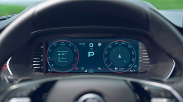 Ochronne szkło Pixsel na deskę rozdzielczą SKODA OCTAVIA - 9.9“ 2024 -