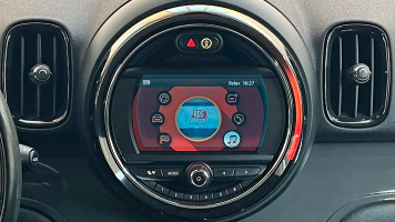 Ochronne szkło Pixsel na monitor MINI COUNTRYMAN - 6.4“ 2017 - 2020