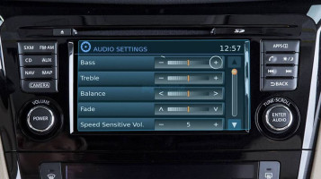 Ochronne szkło Pixsel na monitor NISSAN ROGUE - 6.8“ 2017 - 2020