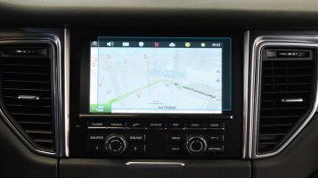 Ochronne szkło Pixsel na monitor PORSCHE MACAN - 7“ 2014 - 2016