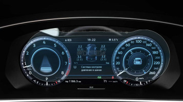 Ochronne szkło Pixsel na deskę rozdzielczą VOLKSWAGEN TIGUAN - 11.9“ 2017 - 2018