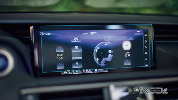Ochronne szkło Pixsel na monitor LEXUS IS - 10.6“ 2017 - 2020
